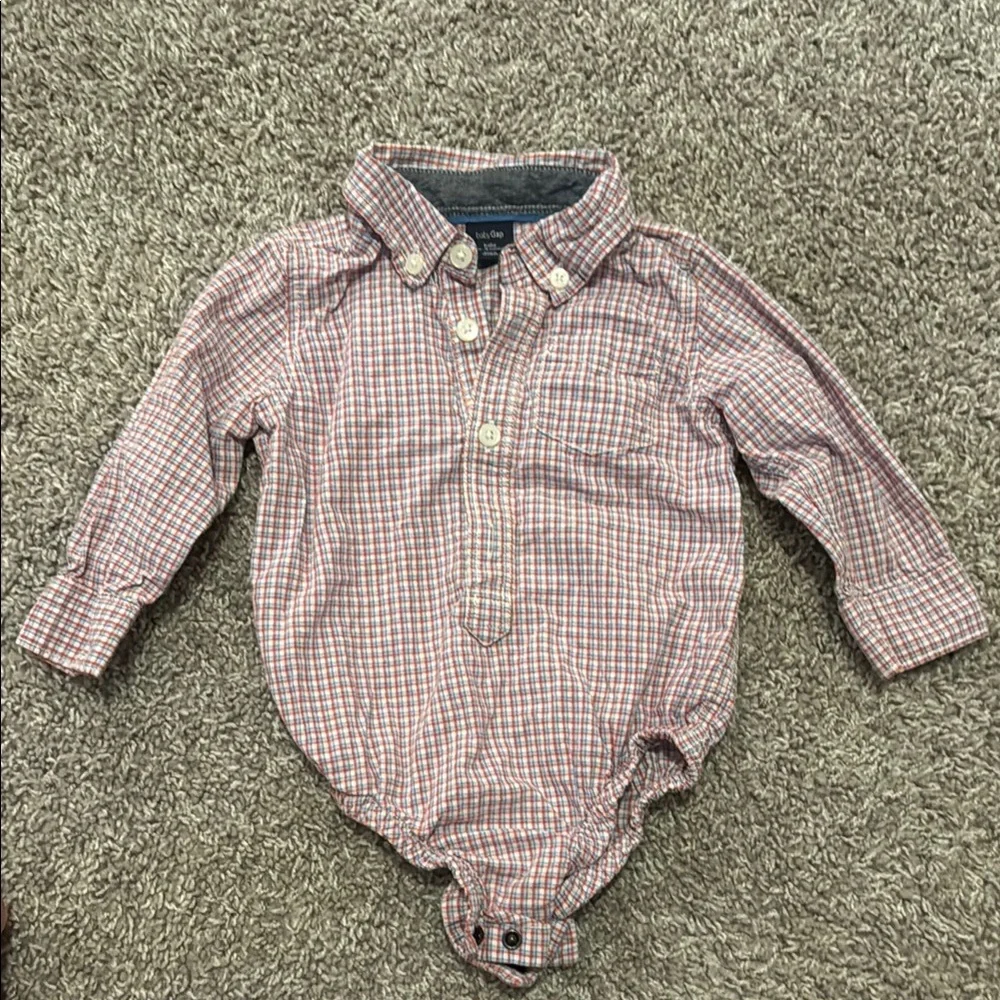 Gap button down onesie - Picture 1 of 4